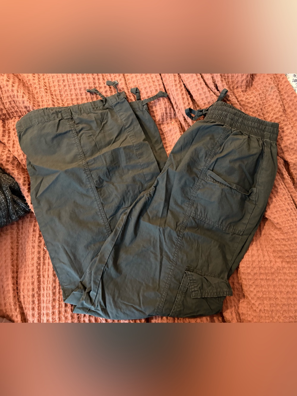 aerie Black Elastic Waistband cargo pants
